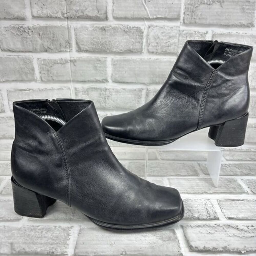 Glacee Women's Size 8.5 Black Leather Ankle Boot Booties